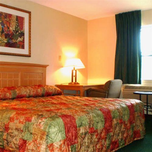 Luxury Inn Forrest City Room photo